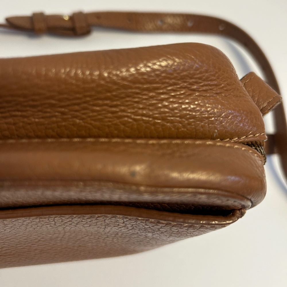 Cuyana Brown Leather Crossbody Bag - Picture 4 of 7